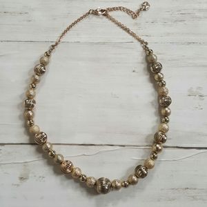CVintage‎ gold tone bead necklace monet